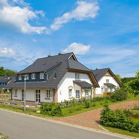 Estate Sellin - Dos07101i-lya Semesterbostad *